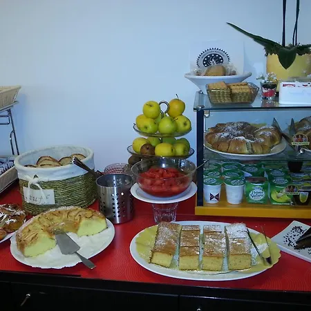 Morena リド・ディ・イエゾロ