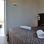 莫雷纳酒店 3*